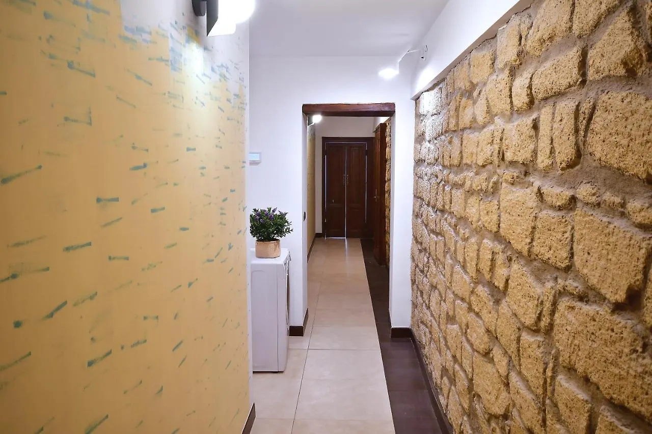 Di Affreschi E Volte Bed & Breakfast Naples